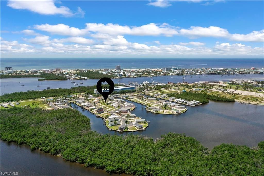 128 Cortez Way, Fort Myers Beach, FL 33931 Photo