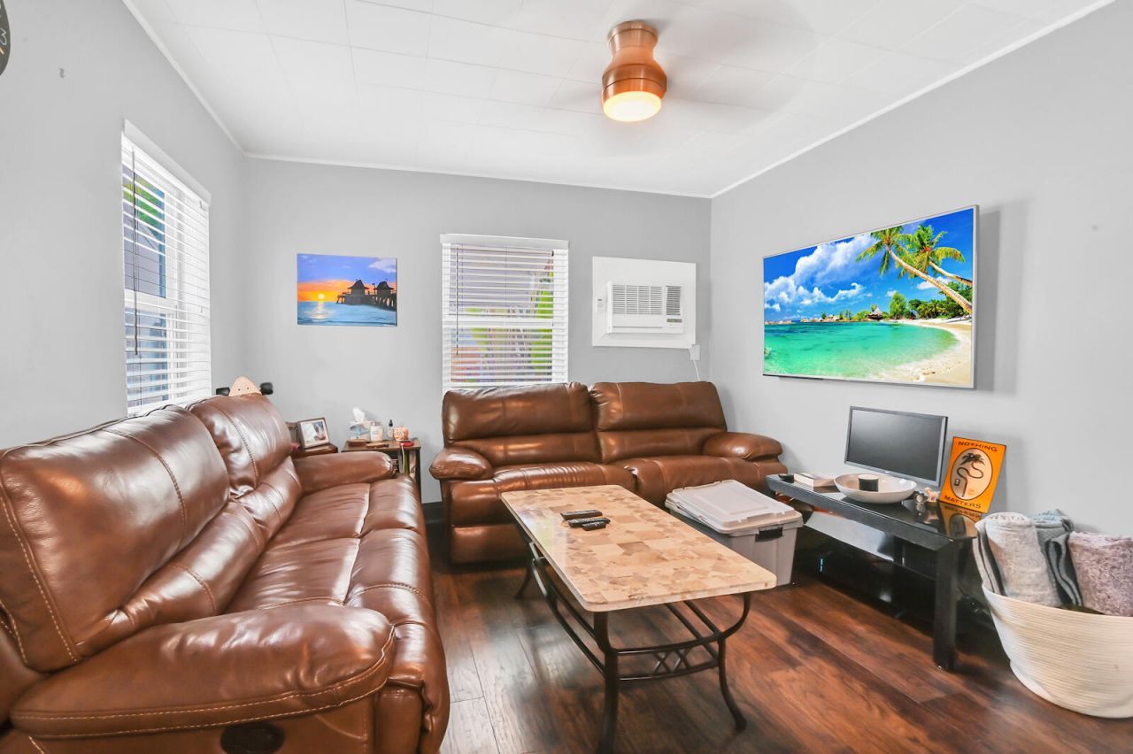 504 36th Street, West Palm Beach, FL 33407 Photo