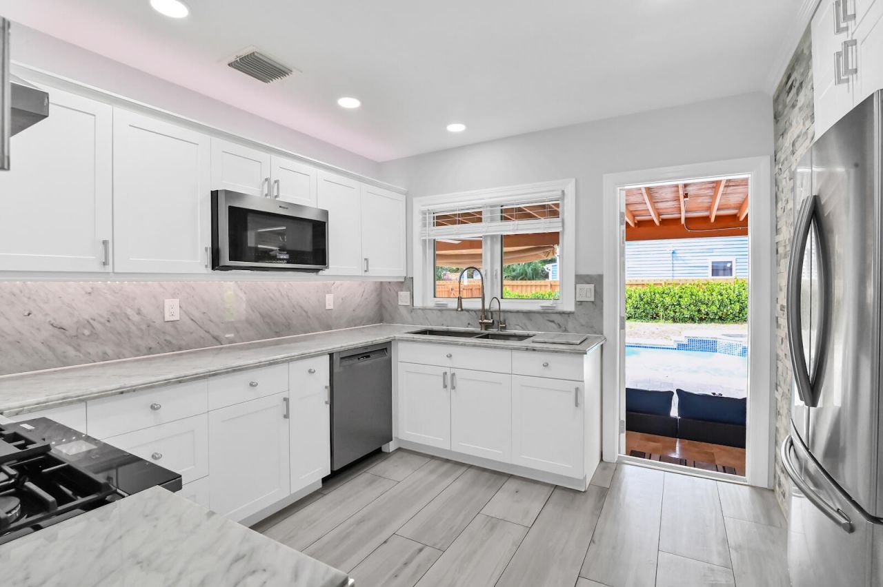 504 36th Street, West Palm Beach, FL 33407 Photo