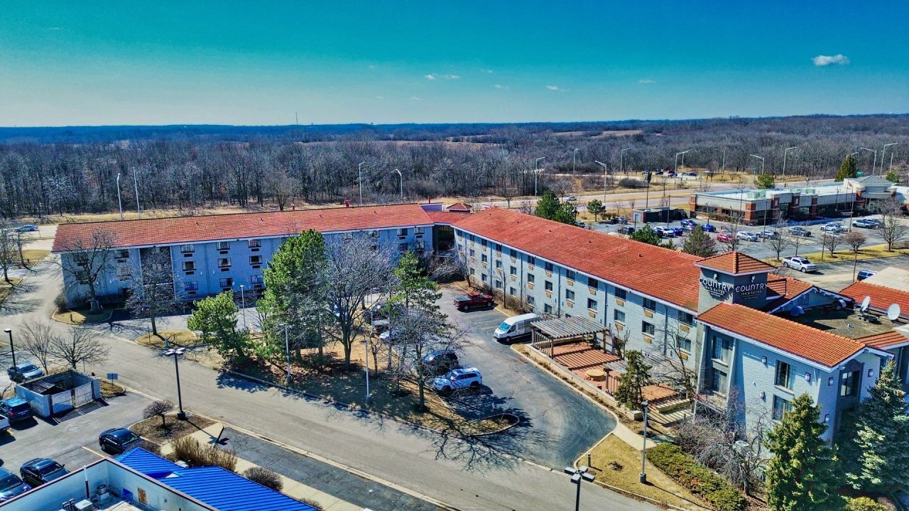 2280 N Barrington Road, Hoffman Estates, IL 60169