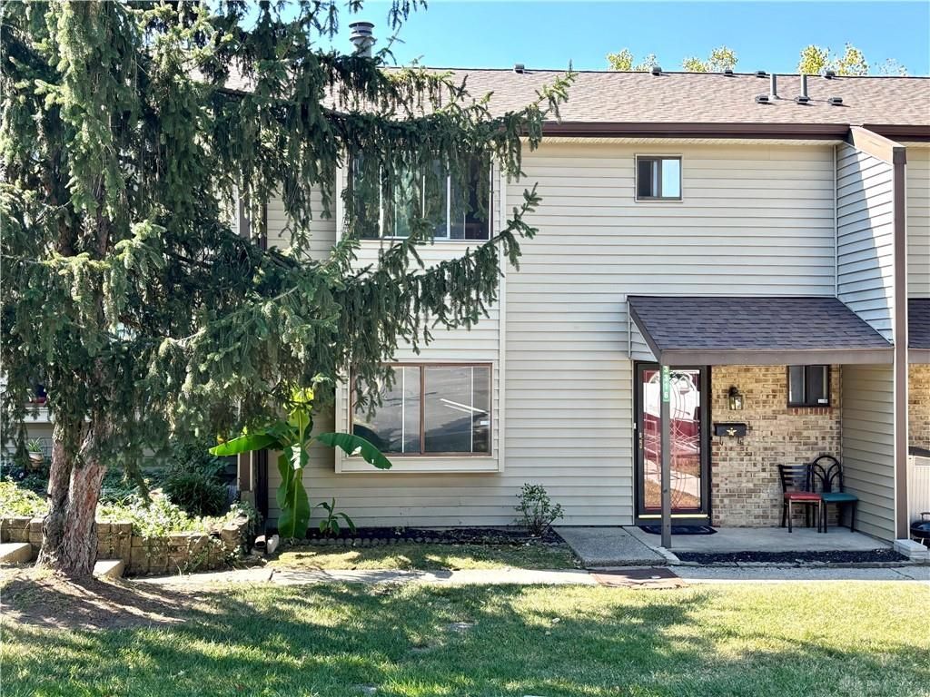 3316 Vanquil Trail, Dayton, OH 45449 Main Photo