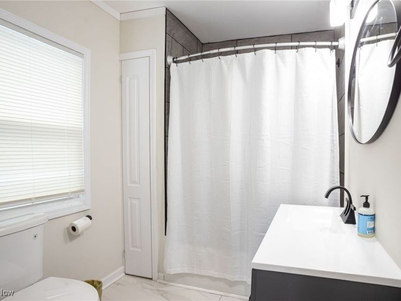 4911 Tillman Avenue, Cleveland, OH 44102 Photo 15