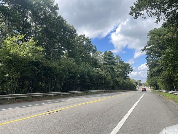 39 Bedford St + 23 Taunton St, Lakeville, MA 02347