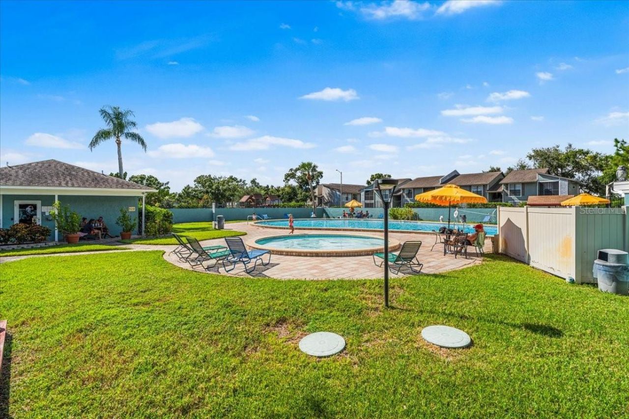 11401 3rd Street N, Unit 2, Saint Petersburg, FL 33716 Photo