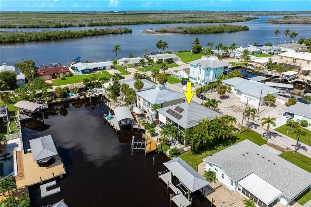 2761 Geary St, Matlacha, FL 33993 Photo