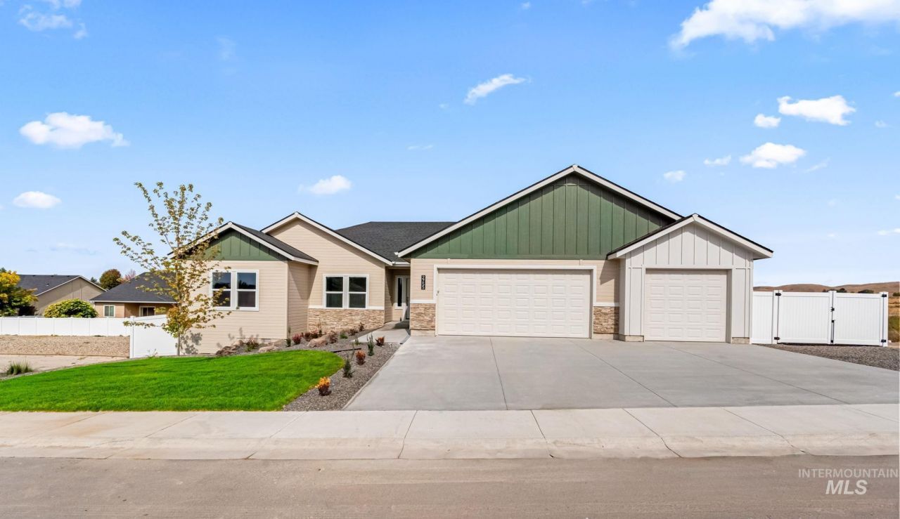 2755 Cypress Point, Payette, ID 83661 Main Photo