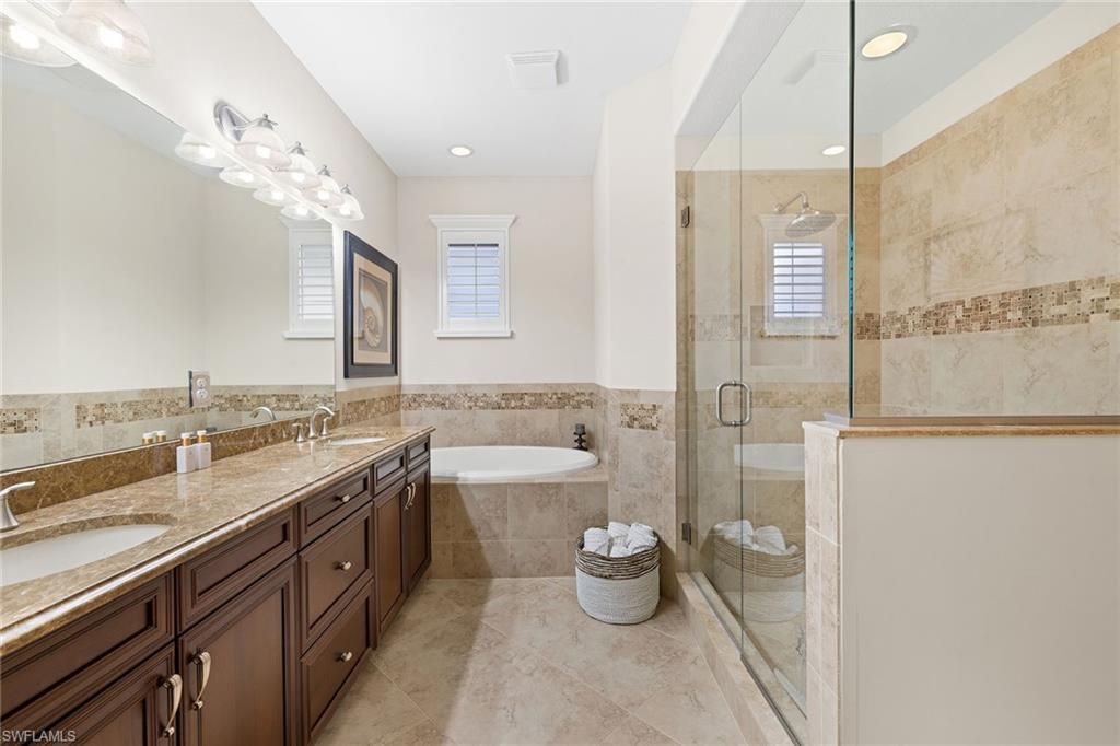 6669 Alden Woods Cir, Unit 7-201, Naples, FL 34113 Photo