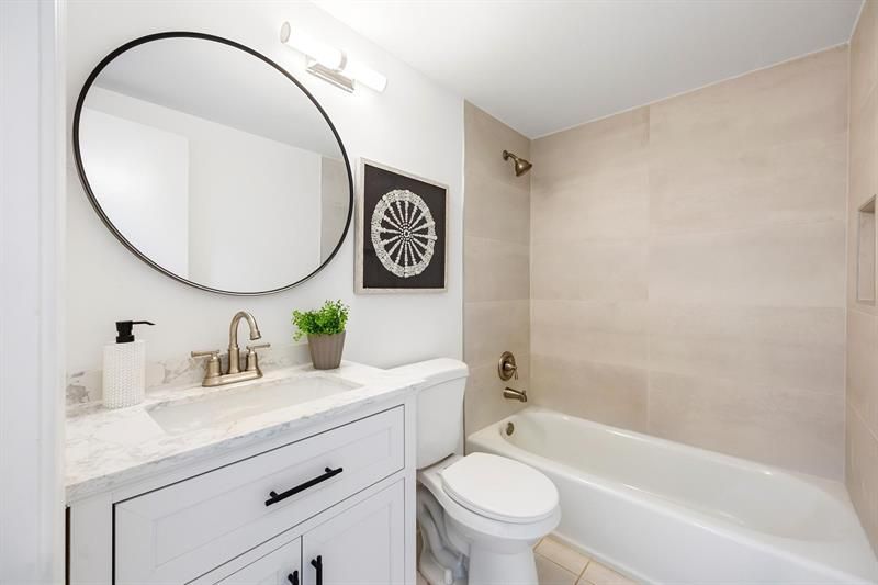 480 Horizons W, Unit 207, Boynton Beach, FL 33435 Photo