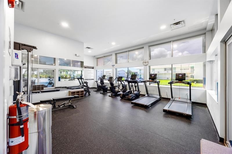 480 Horizons W, Unit 207, Boynton Beach, FL 33435 Photo