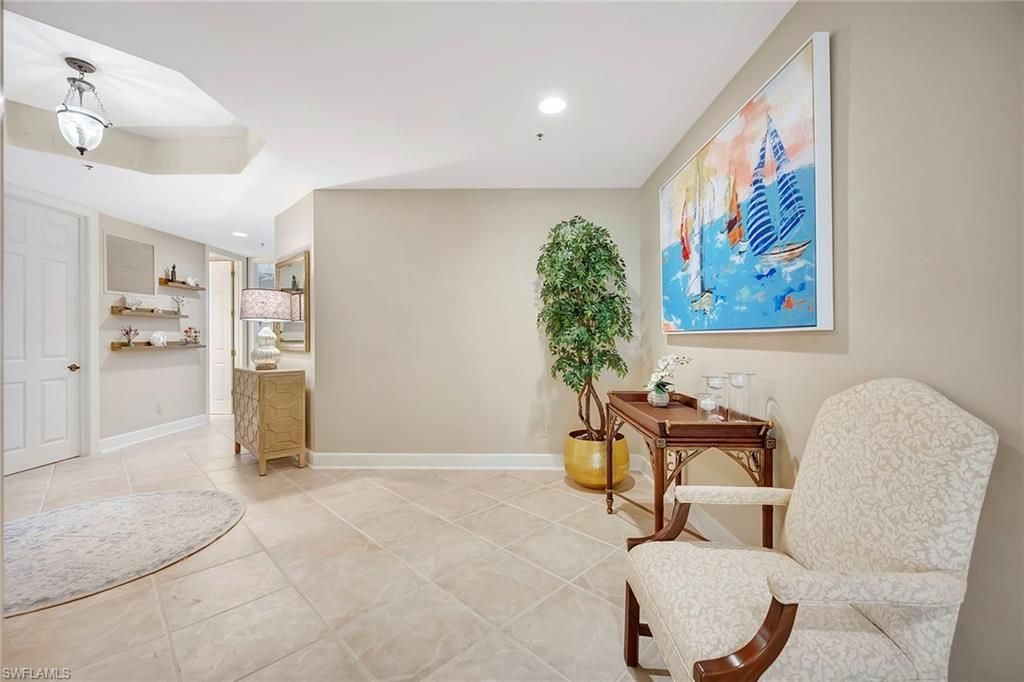 1004 5th St S, Unit 502, Naples, FL 34102 Photo