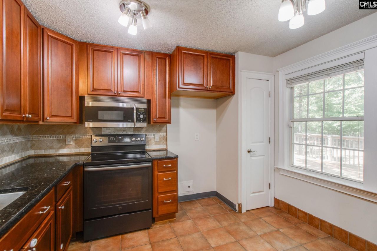 88 Running Deer Road Photo 11