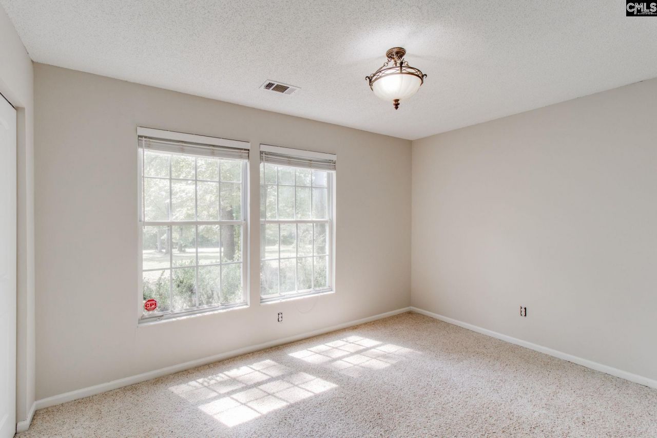 88 Running Deer Road Photo 27