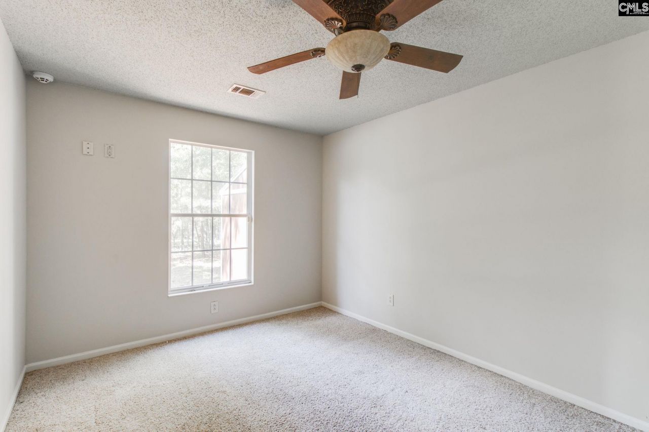 88 Running Deer Road Photo 30