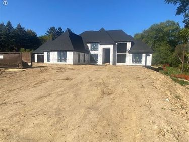 3370 Bloomcrest Drive, Bloomfield Hills, MI 48304