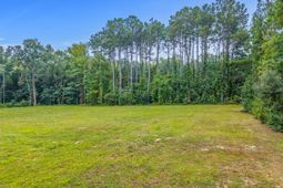 130 Marjorie Lane photo 4