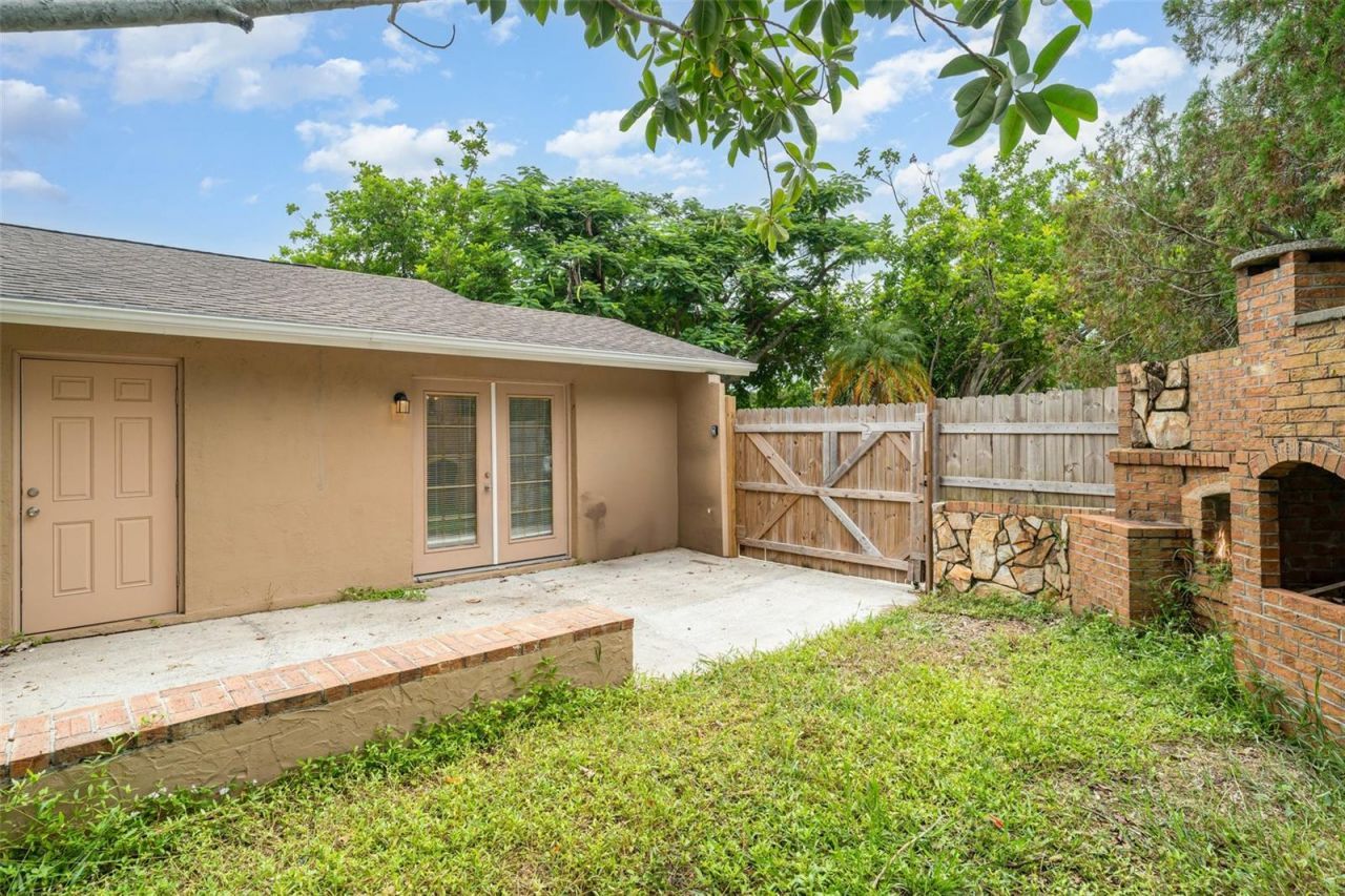 711 64th Avenue Drive E, Bradenton, FL 34203 Photo