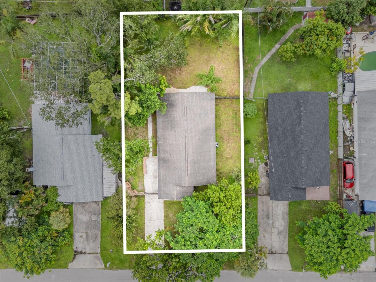 711 64th Avenue Drive E, Bradenton, FL 34203 Photo