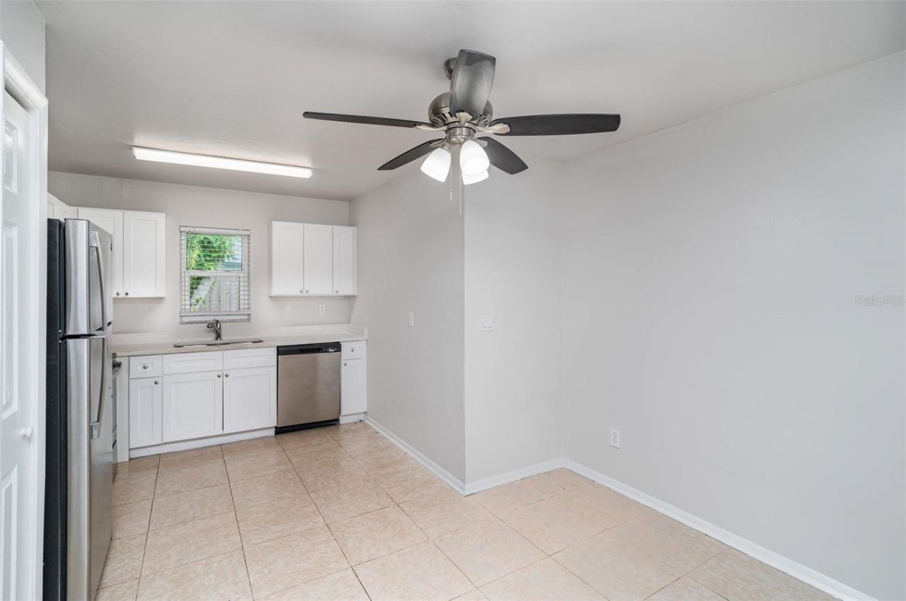 711 64th Avenue Drive E, Bradenton, FL 34203 Photo