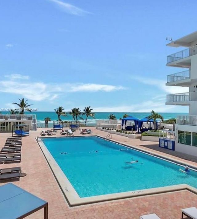 5401 Collins Ave, Unit 1231, Miami Beach, FL 33140 Photo