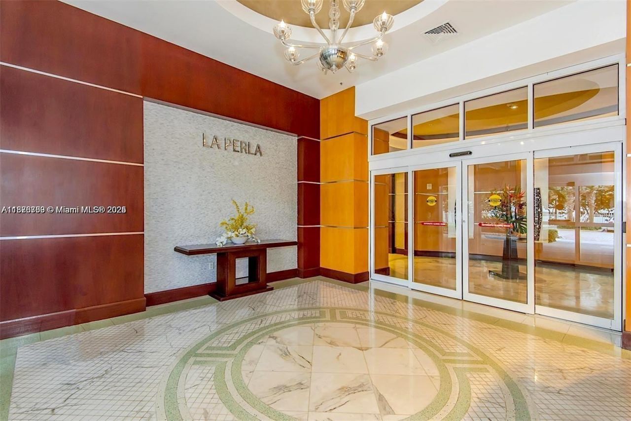 16699 Collins Ave, Unit 3808, Sunny Isles Beach, FL 33160 Photo