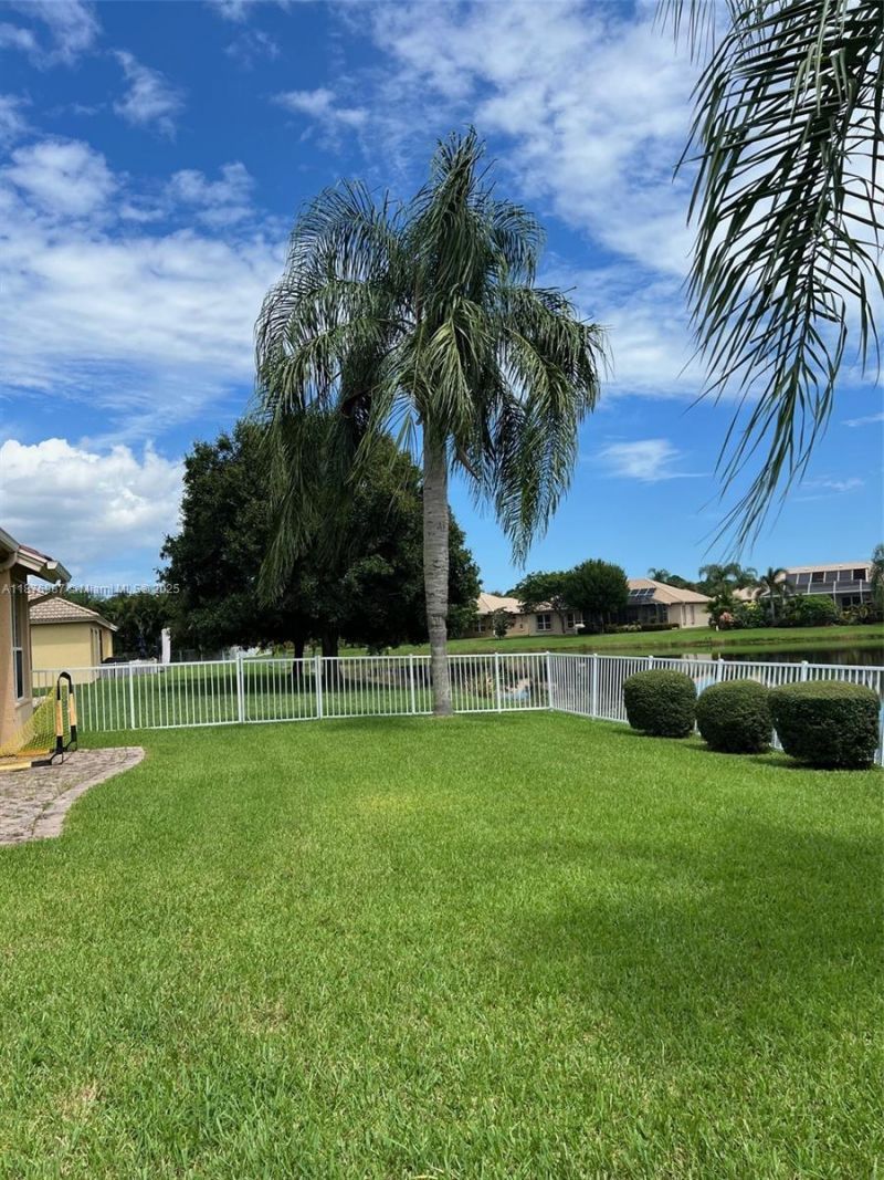 415 NW Dover Ct, Port Saint Lucie, FL 34983 Photo