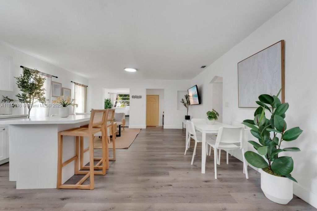 180 NW 69th St, Miami, FL 33150 Photo