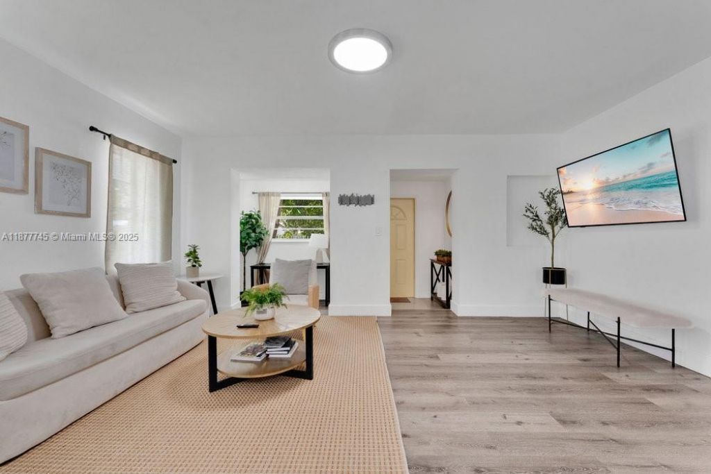 180 NW 69th St, Miami, FL 33150 Photo