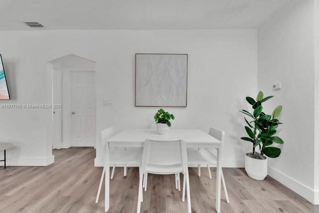 180 NW 69th St, Miami, FL 33150 Photo