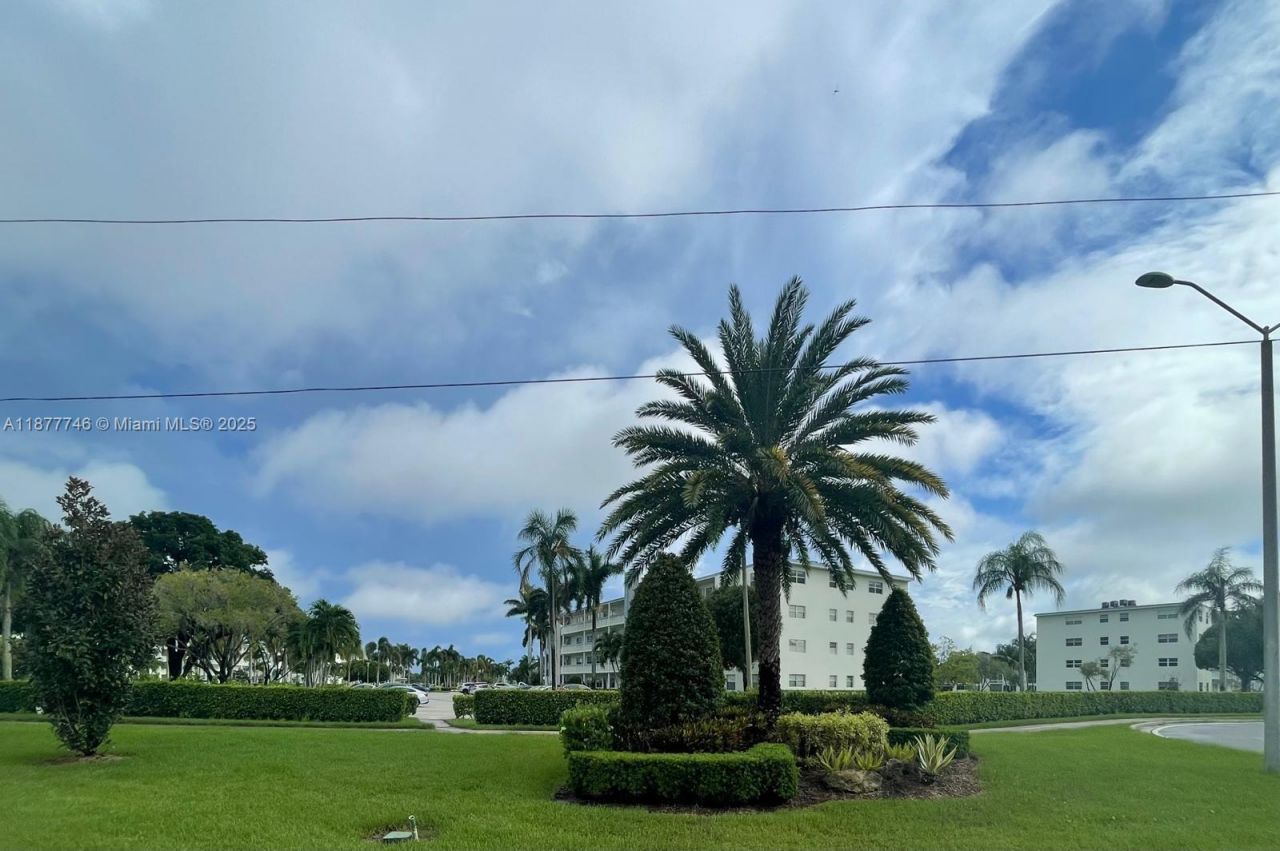 251 S Suffolk F, Unit 251, Boca Raton, FL 33434 Photo