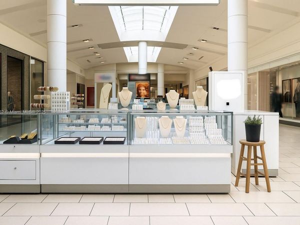 Jewelry Kiosk FOR SALE In Dadeland Mall, Miami, FL 33156