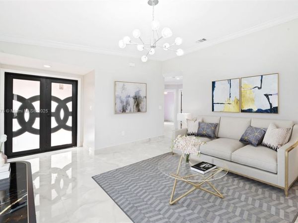 3203 W 70th Ter, Hialeah, FL 33018