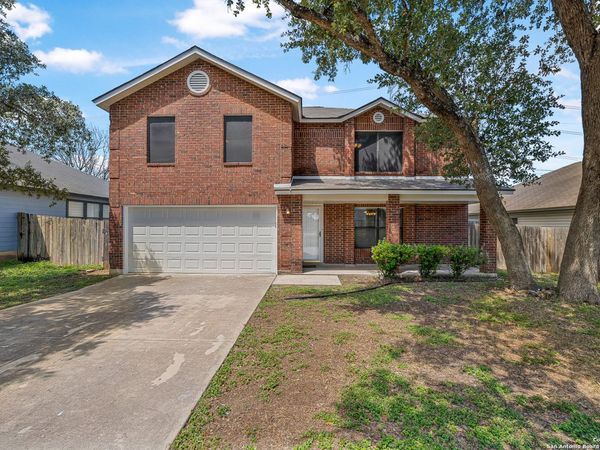 9711 Diamond Cliff Dr, Helotes, TX 78023