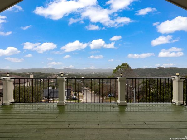 11235 Indian Caves, Helotes, TX 78023