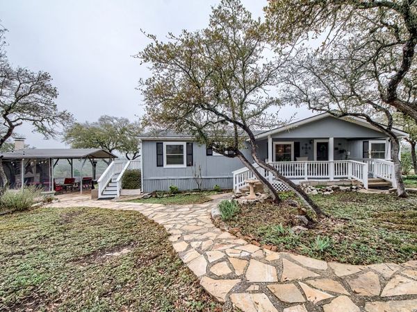 251 County Road 246, Hondo, TX 78861