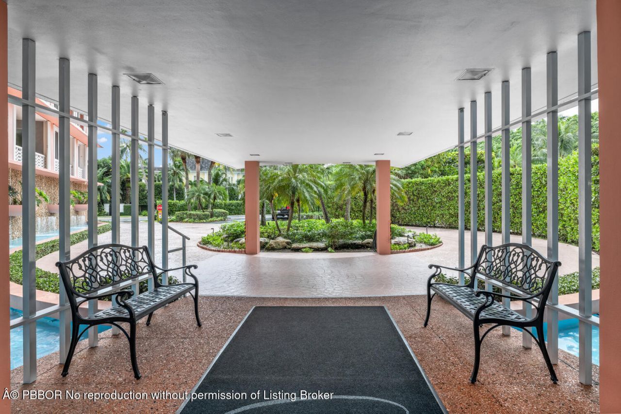 315 S Lake Drive, Unit PHC, Palm Beach, FL 33480 Photo