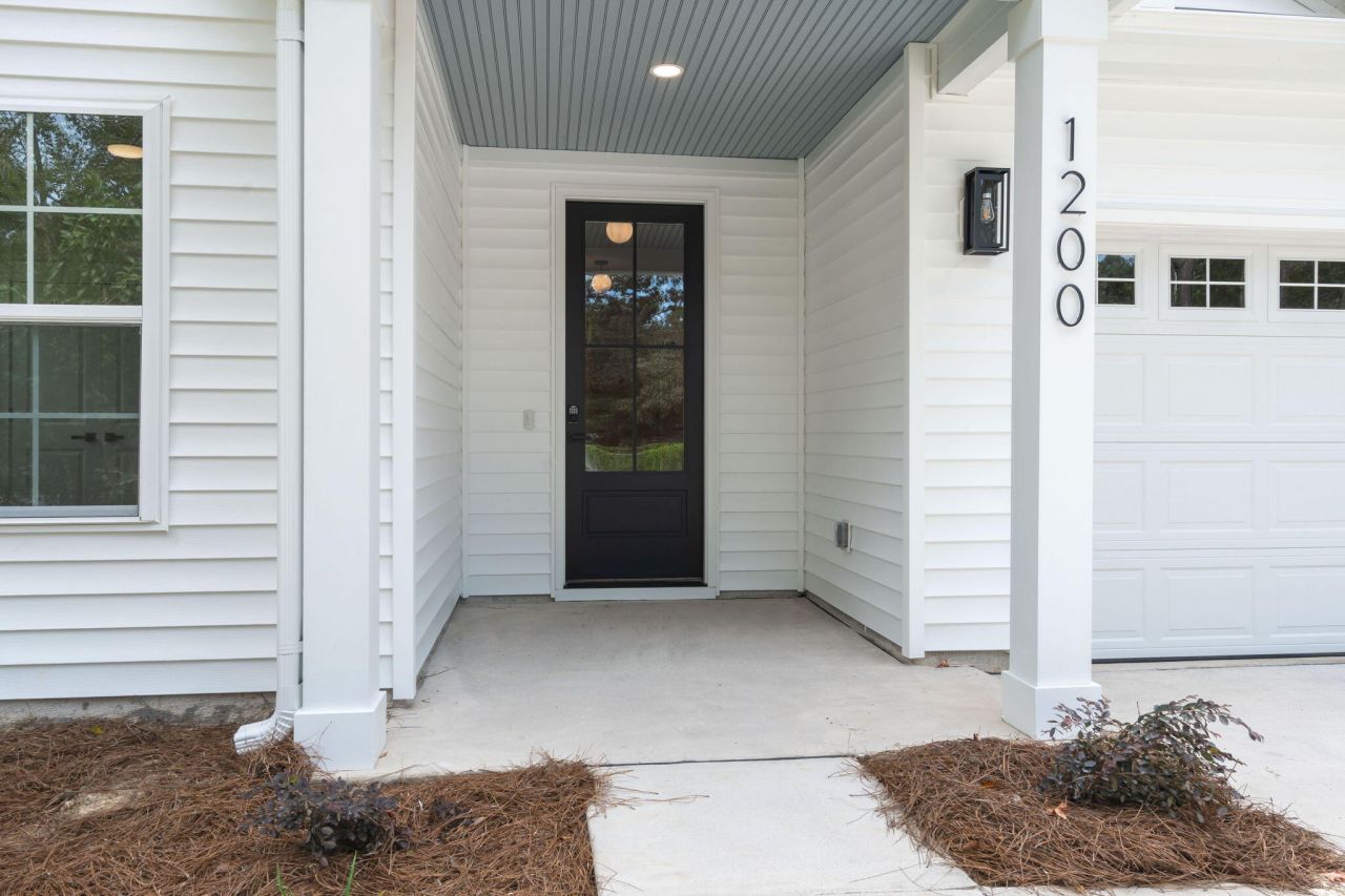 1200 Ot Wallace Boulevard Photo 3