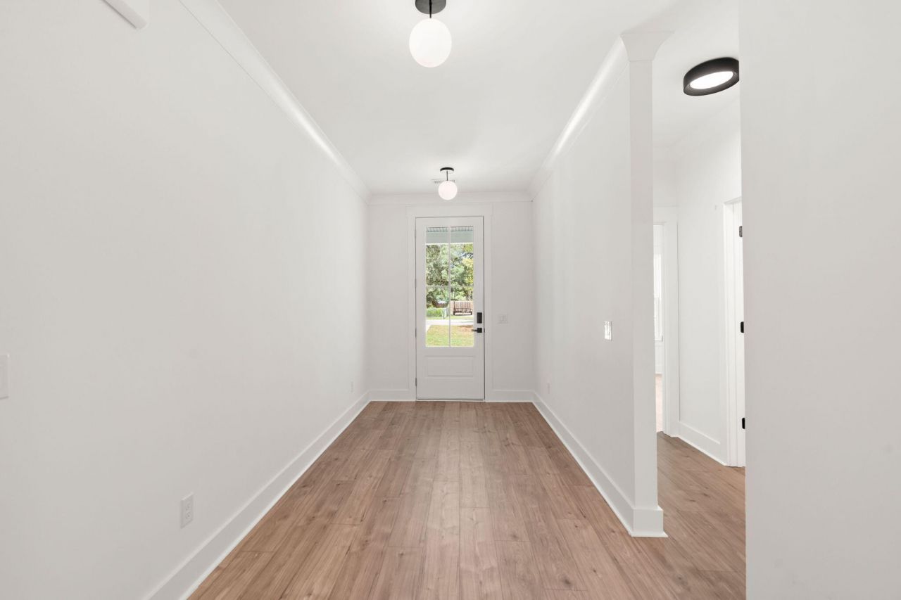 1200 Ot Wallace Boulevard Photo 4