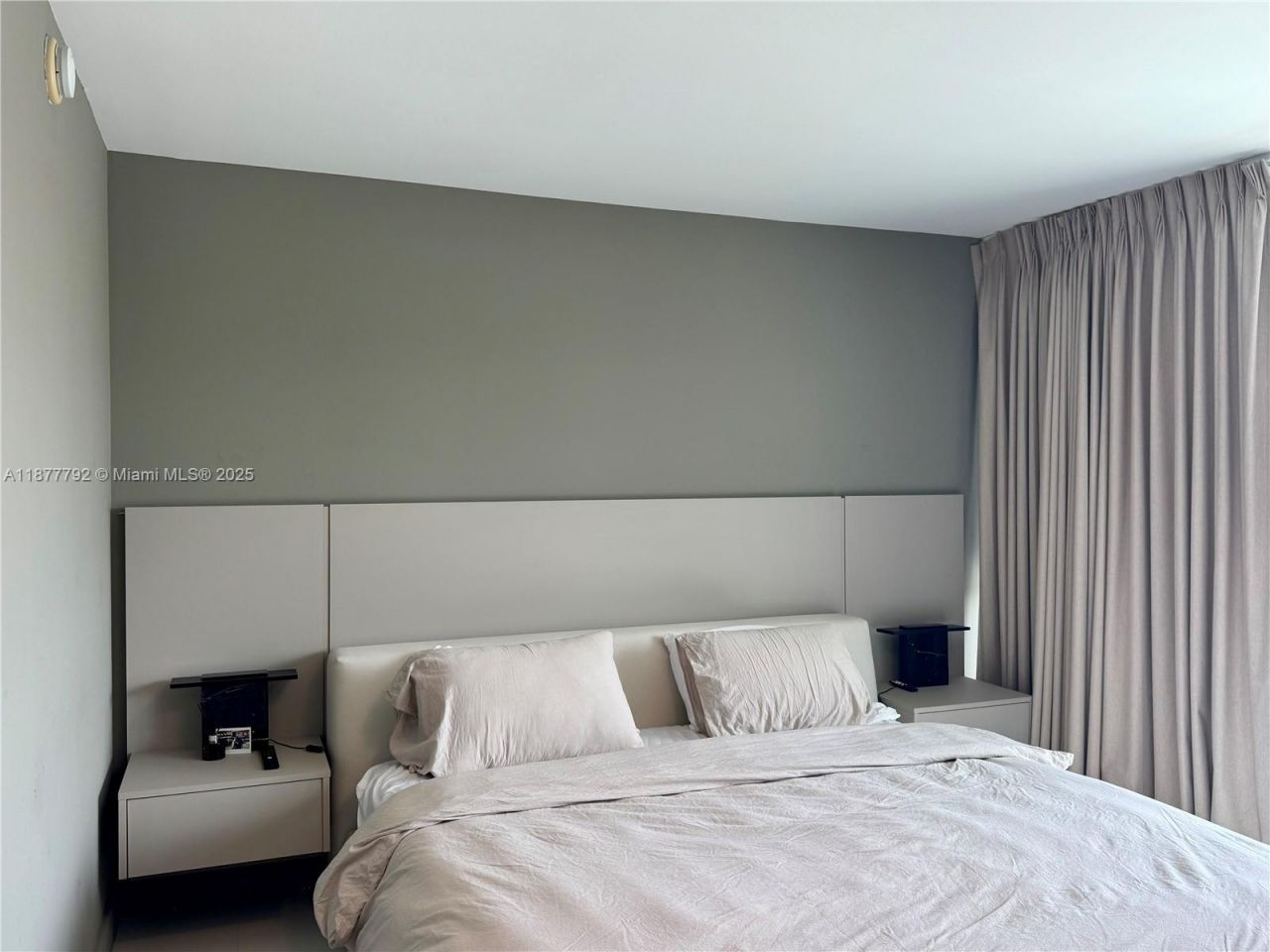 2950 NE 188th St, Unit 443, Aventura, FL 33180 Photo