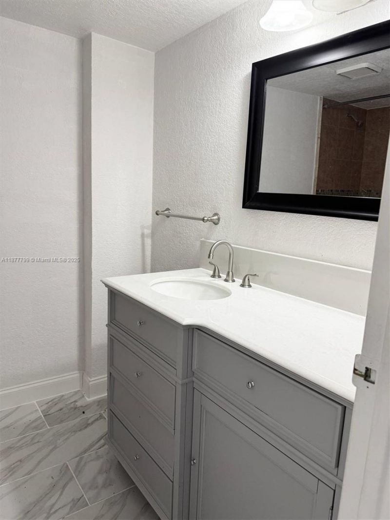 9030 SW 159th Ter, Unit D, Palmetto Bay, FL 33157 Photo