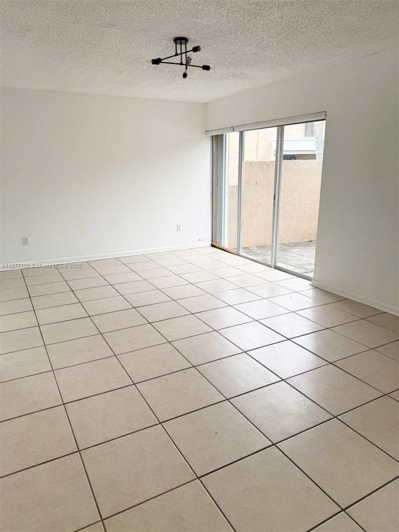 9030 SW 159th Ter, Unit D, Palmetto Bay, FL 33157 Photo