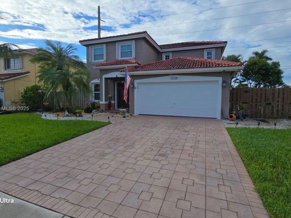 15436 SW 151st Ter, Miami, FL 33196
