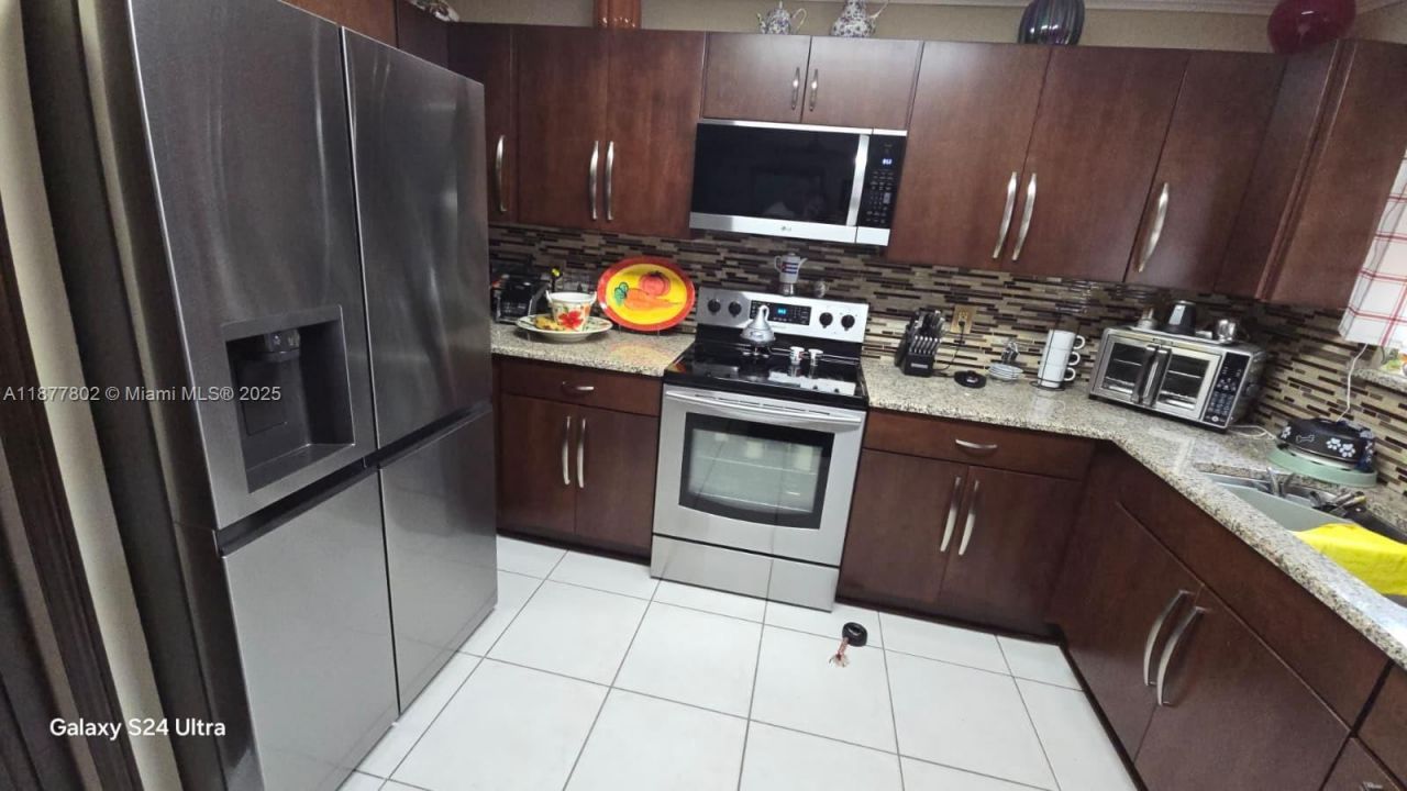 15436 SW 151st Ter, Miami, FL 33196 Photo