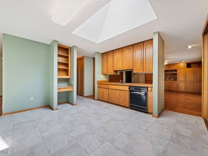 12694 Ionia Court, Strongsville, OH 44149 Photo 13