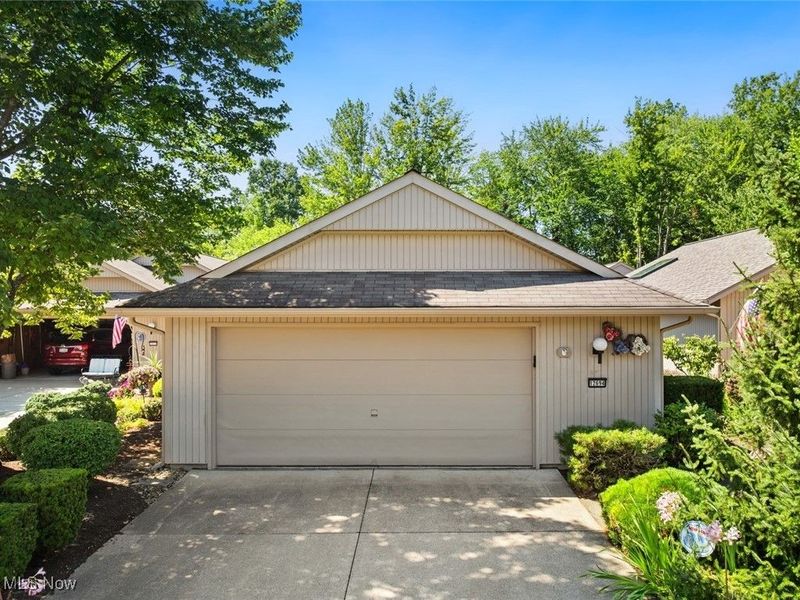 12694 Ionia Court, Strongsville, OH 44149 Photo 2