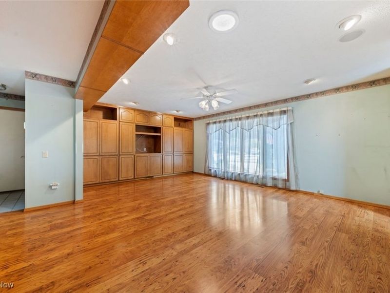 12694 Ionia Court, Strongsville, OH 44149 Photo 4