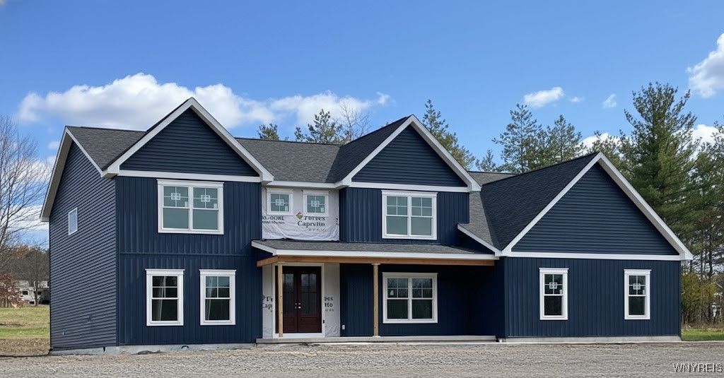 17 Kestrel Court, Clarence Center, NY 14127 Main Photo