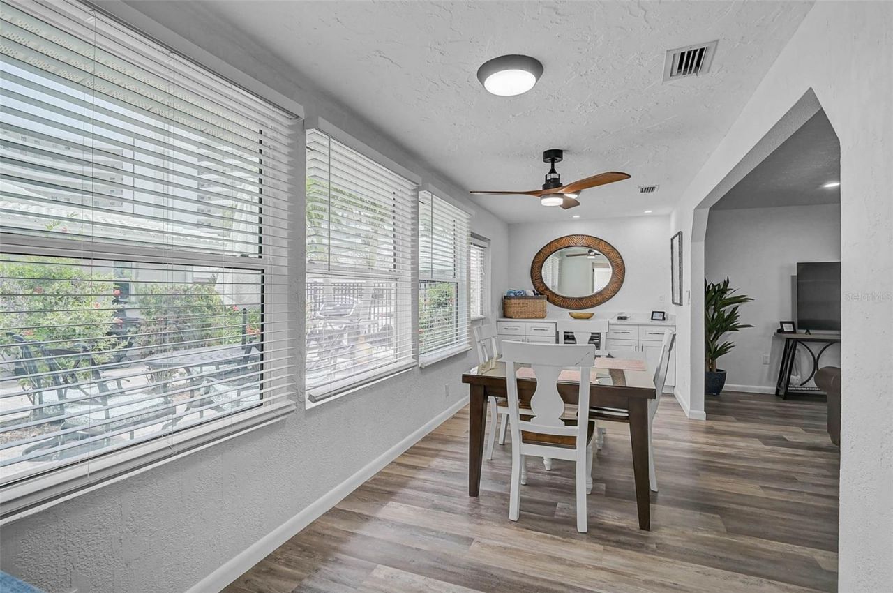 6308 Midnight Pass Road, Unit 6, Sarasota, FL 34242 Photo