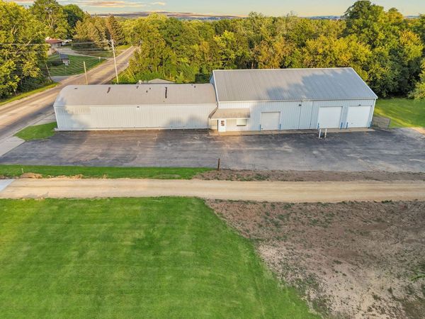 115 E South Street, Freeport, IL 61032