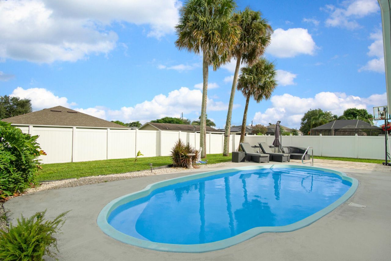 2662 SW Cadet Circle, Port Saint Lucie, FL 34953 Photo