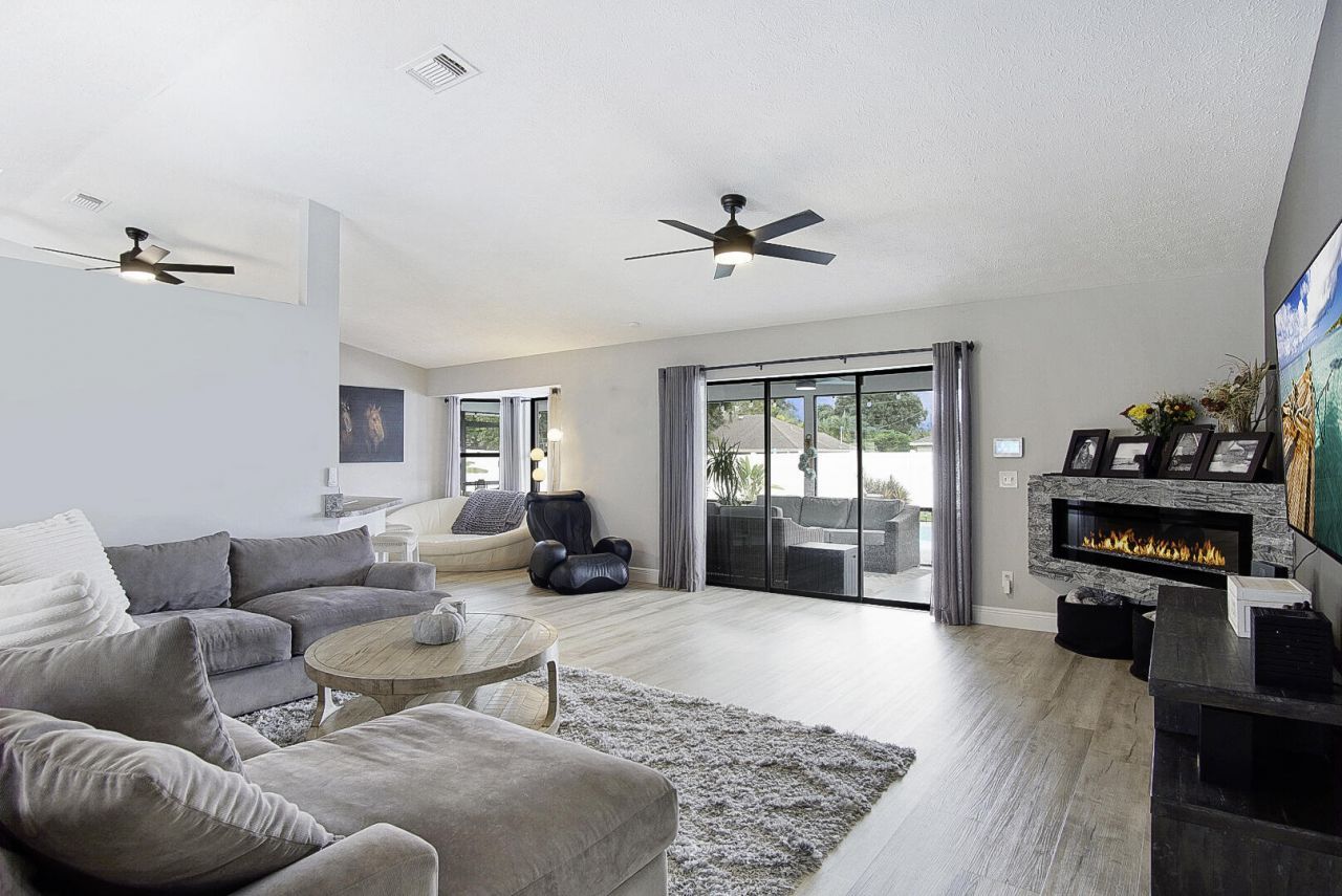 2662 SW Cadet Circle, Port Saint Lucie, FL 34953 Photo